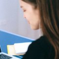 How Much Should You Pay for a Virtual Assistant?